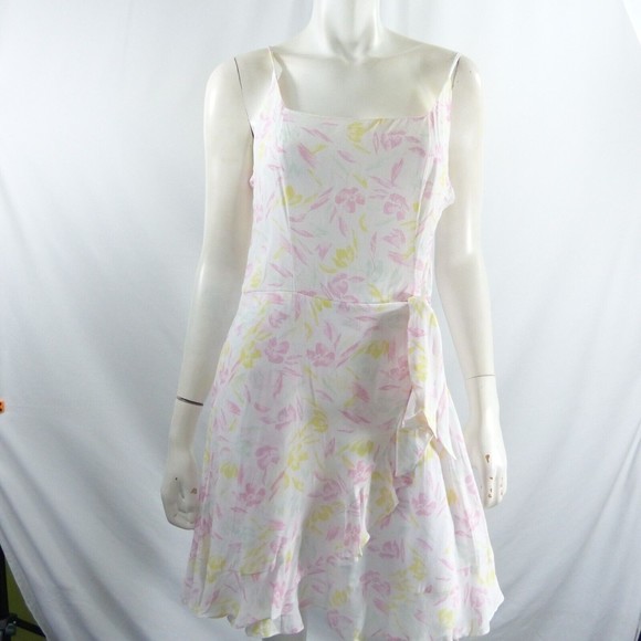 Row A Floral Wrap Dress Size Size L White Ruffle Spaghetti Strap - Picture 8 of 12